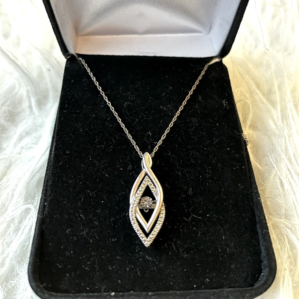 Kay jewelers white gold diamond necklace